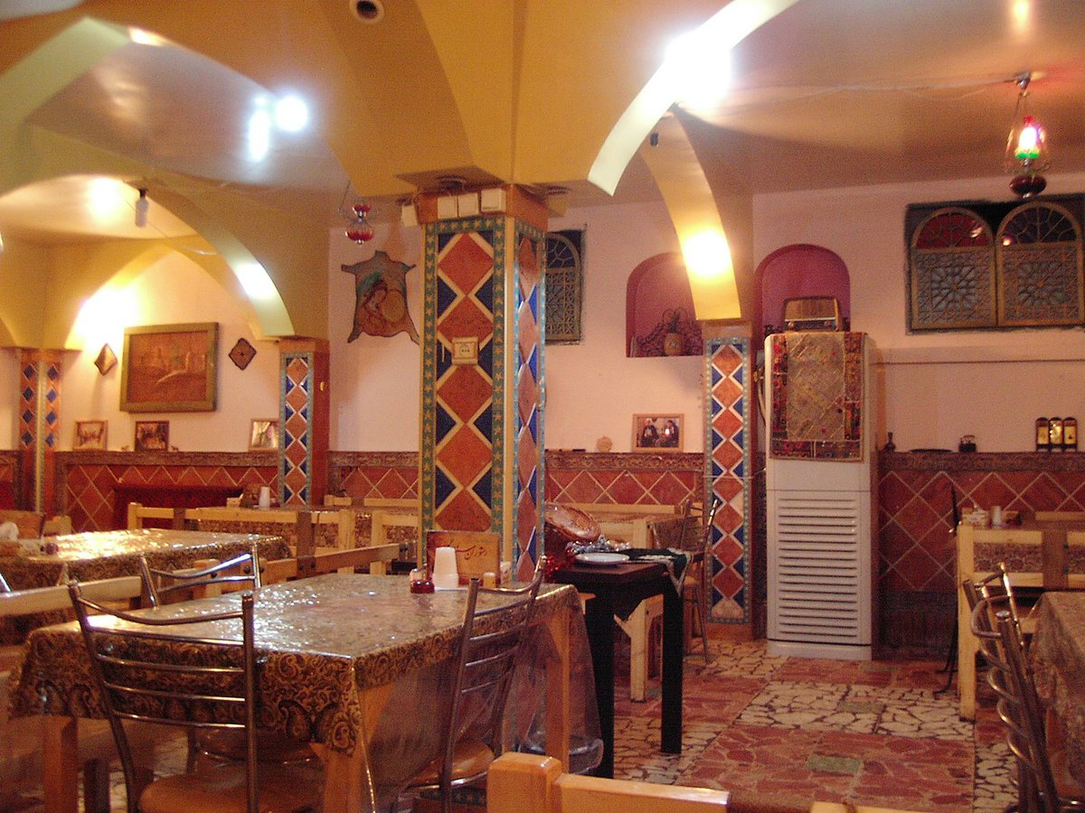 Tehran, next to Valiasr corner, Gol restaurant