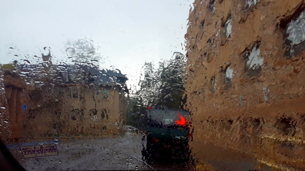 Let it rain let it...